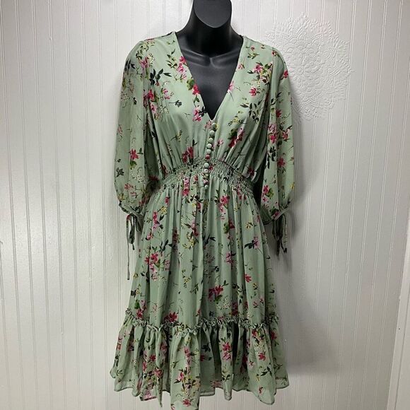 TAYLOR Dress - Picture 1 of 5